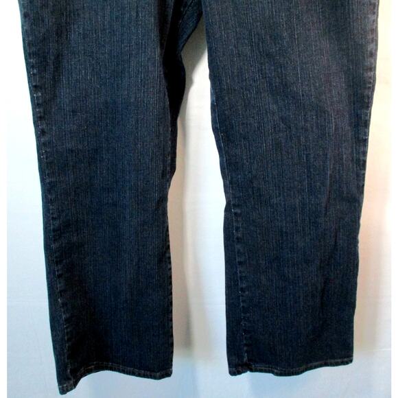 Riders By Lee Women's Petite Mid Rise Straight Leg Stretch Blue Jeans Size 18P - Picture 3 of 9